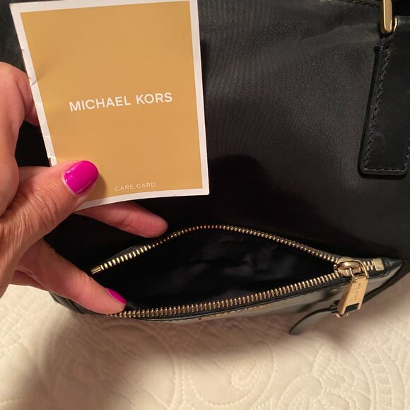 MK nylon convertible crossbody leather pocket - Picture 6 of 10